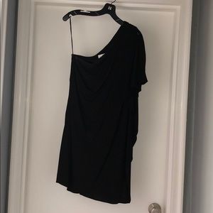 One shoulder black dress
